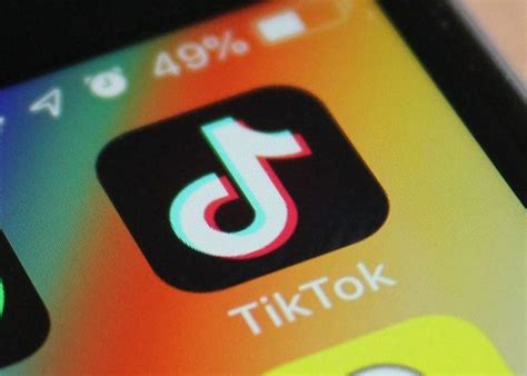 Sekarang Ada Aplikasi Mirip TikTok, Tapi Isinya Full。